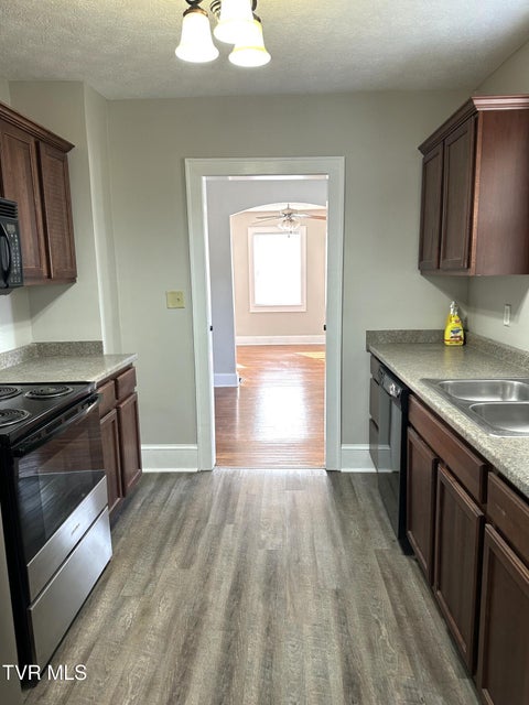 Photo #14: 102 Woodland Drive