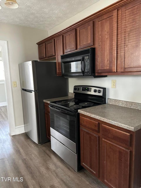 Photo #18: 102 Woodland Drive