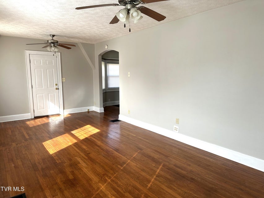 Photo #26: 102 Woodland Drive