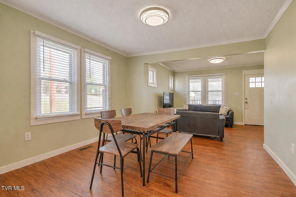 Photo #8: 800 5th Street