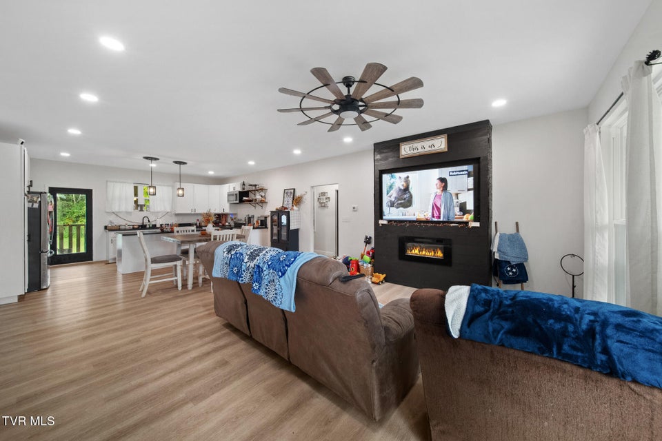 Photo #7: 3218 Old Newport Highway