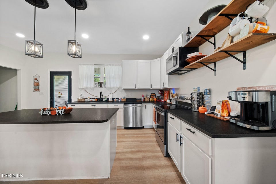 Photo #11: 3218 Old Newport Highway