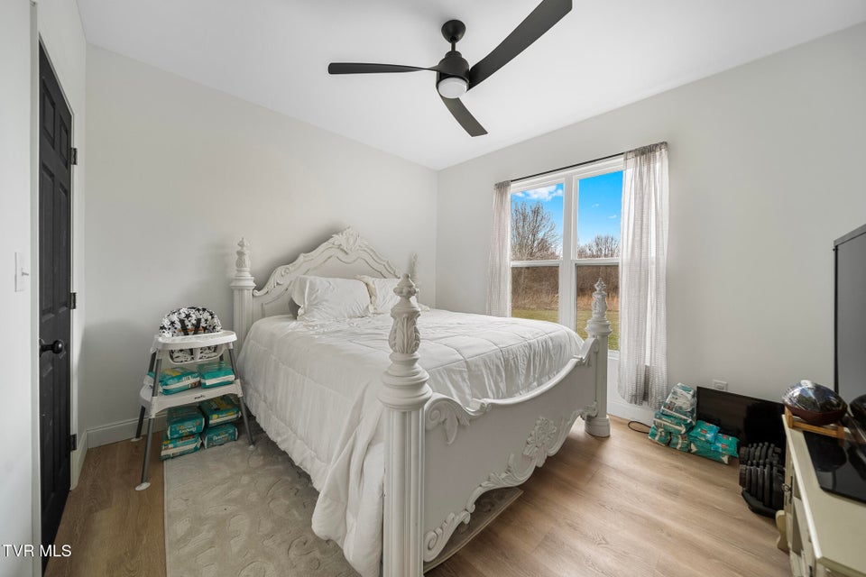 Photo #22: 3218 Old Newport Highway