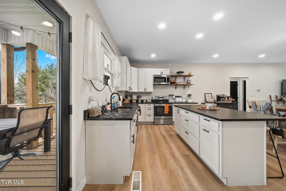 Photo #14: 3218 Old Newport Highway