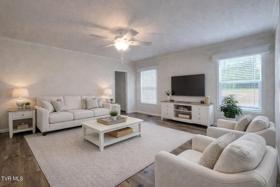 Photo #2: 290 Race Track Road