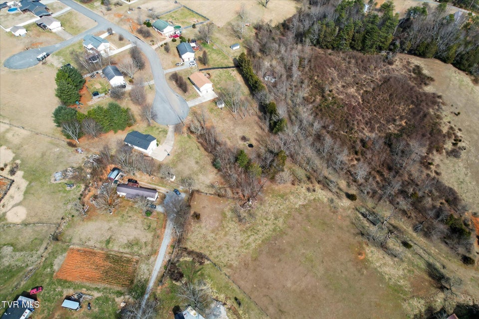 Photo #21: 353 Valley Drive