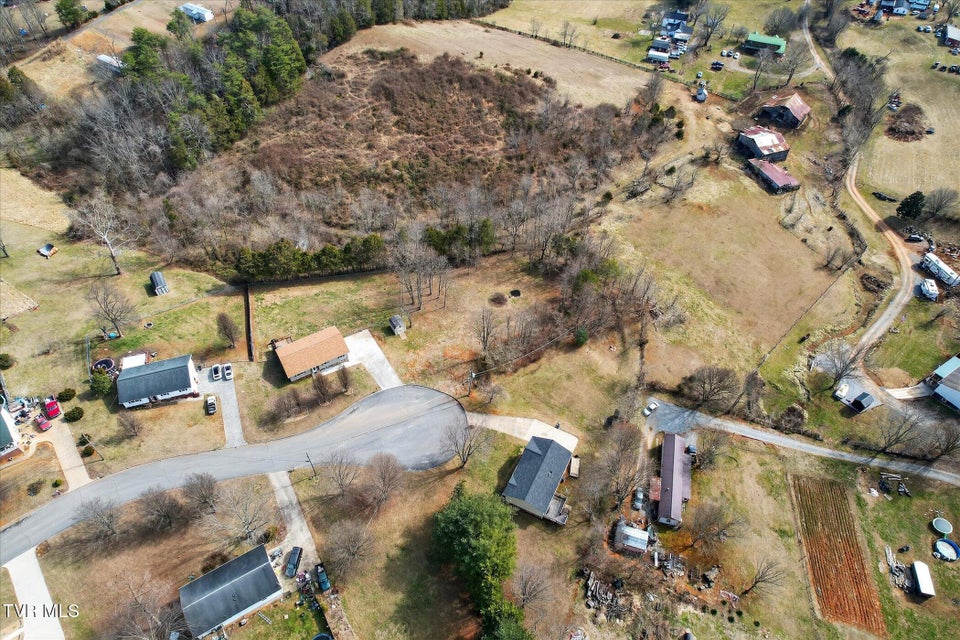 Photo #22: 353 Valley Drive