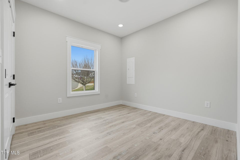 Photo #17: 403 Lynnwood Drive