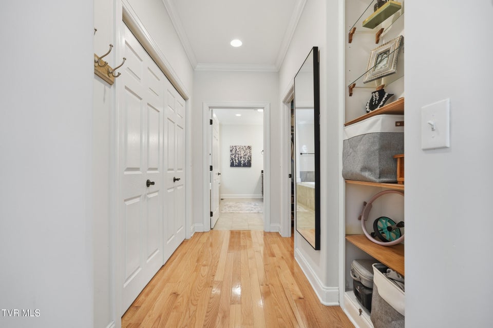 Photo #24: 534 Buckingham Road