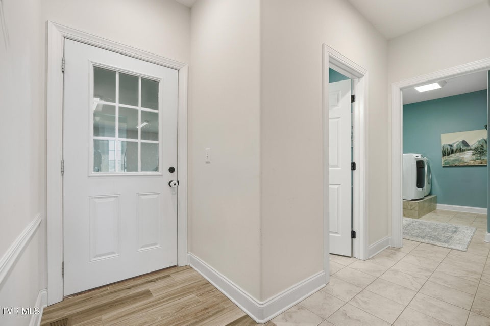 Photo #36: 534 Buckingham Road