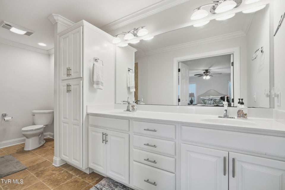 Photo #44: 534 Buckingham Road