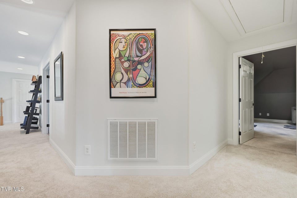 Photo #50: 534 Buckingham Road