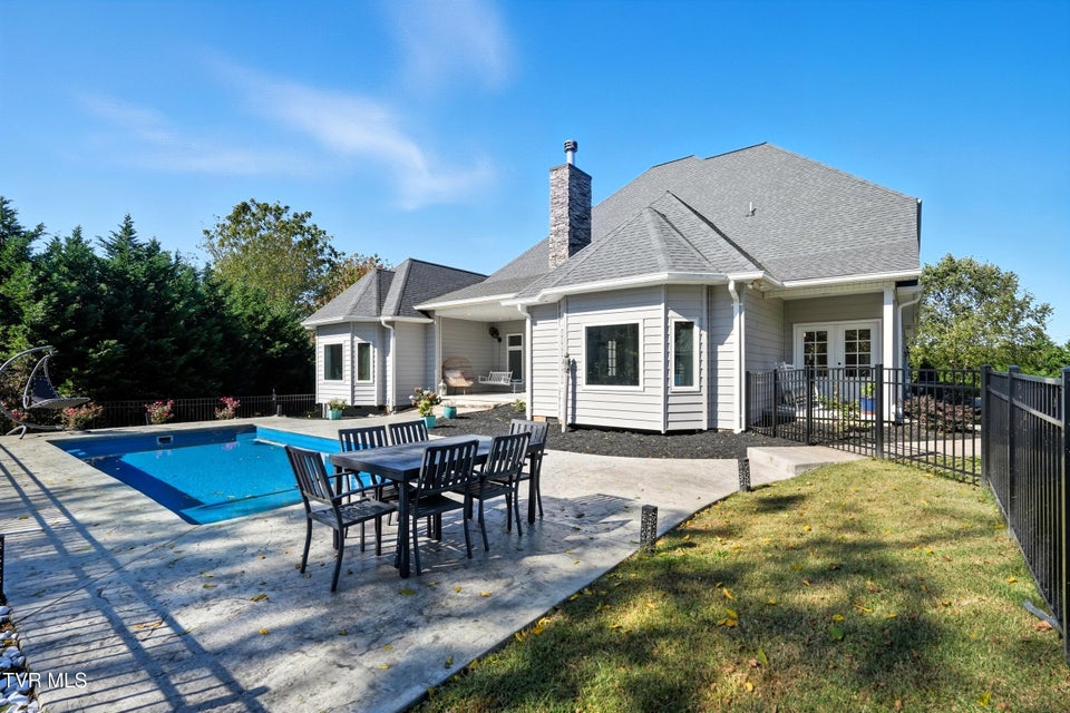 Photo #58: 534 Buckingham Road