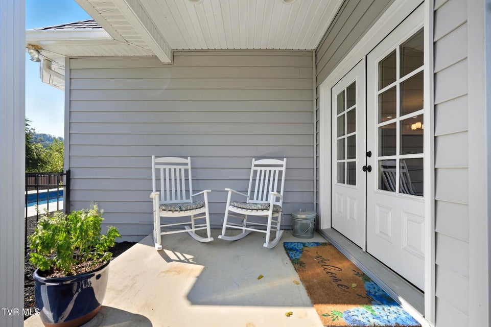 Photo #63: 534 Buckingham Road