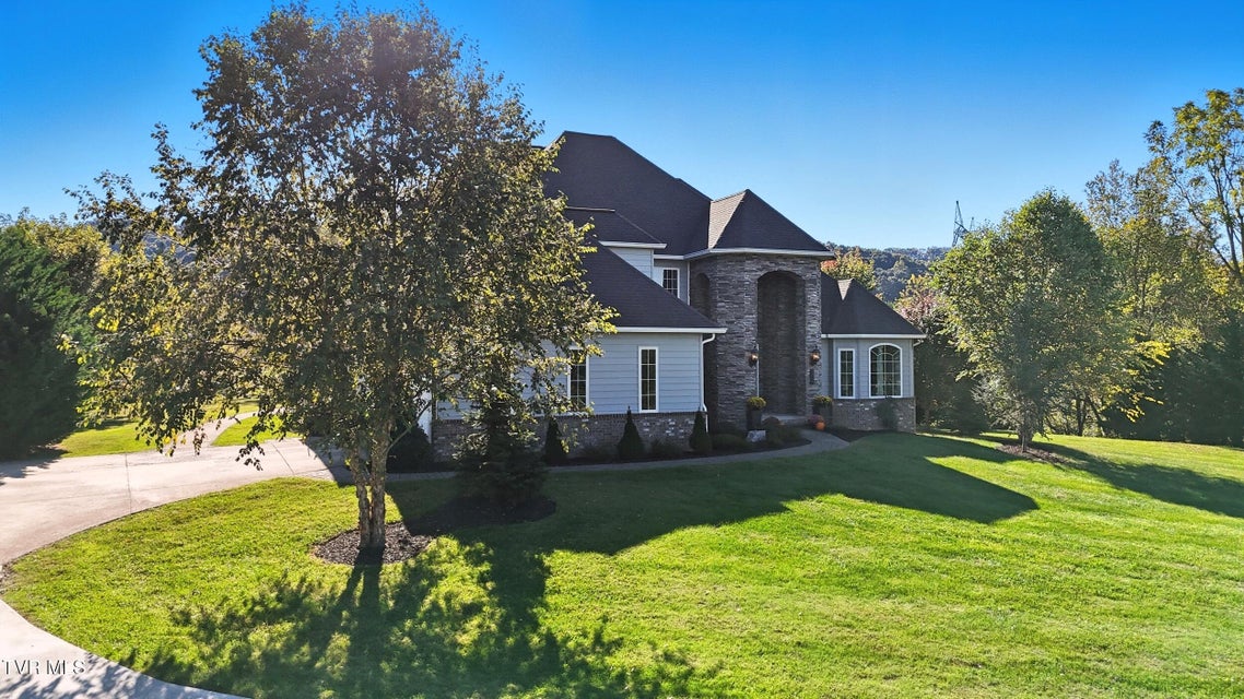 Photo #66: 534 Buckingham Road