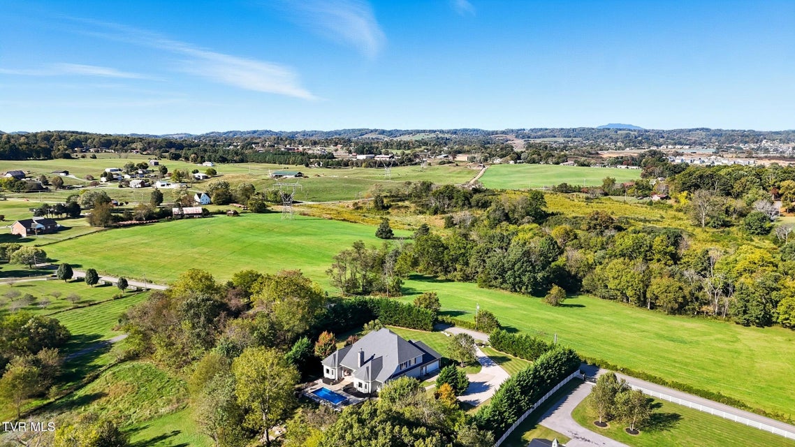 Photo #74: 534 Buckingham Road