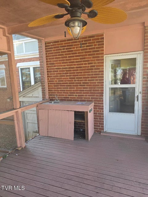 Photo #16: 605 Haynes Street