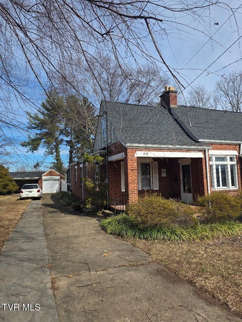 Photo #19: 605 Haynes Street