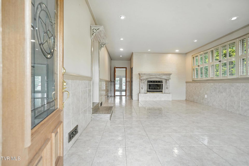 Photo #7: 250 Pace Drive