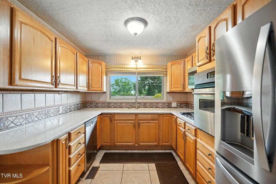 Photo #10: 250 Pace Drive