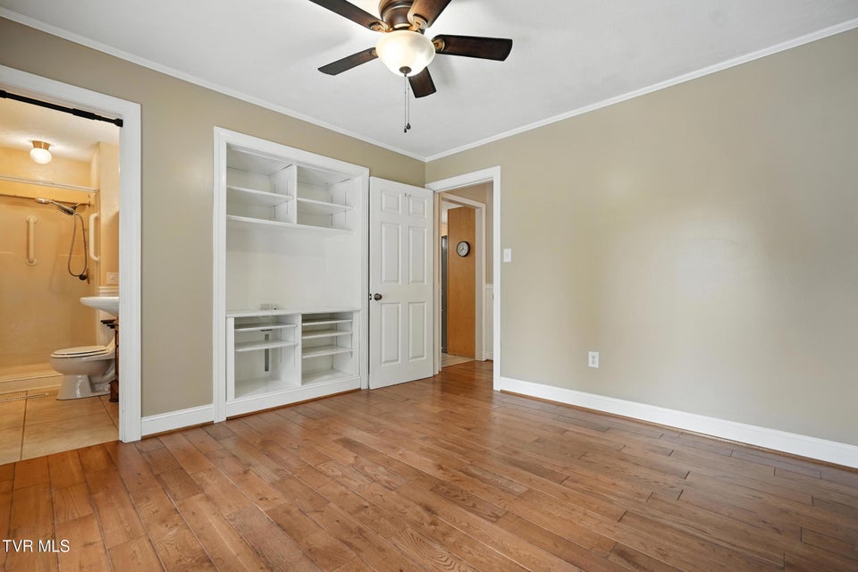 Photo #18: 250 Pace Drive