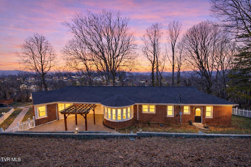 Photo #3: 4212 Skyland Lane