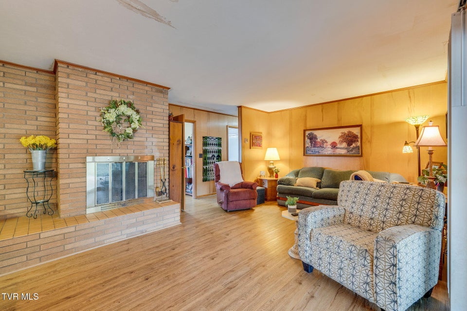 Photo #11: 1602 Fairway Drive Drive