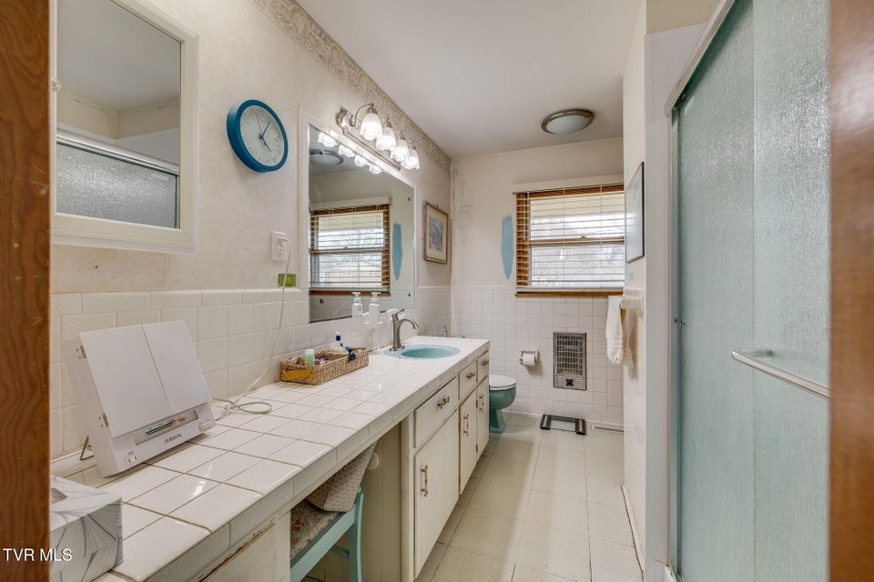 Photo #21: 1602 Fairway Drive Drive