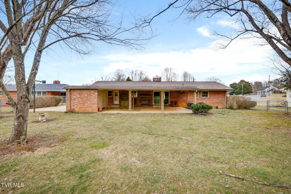 Photo #24: 1602 Fairway Drive Drive