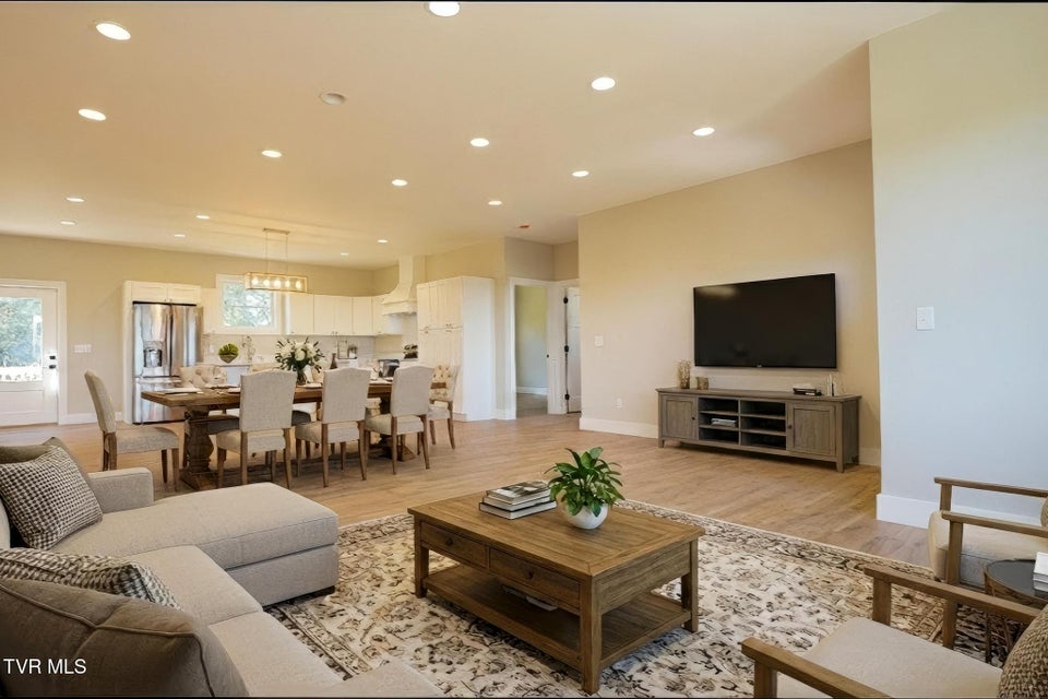 Photo #25: 297 Laurel Way