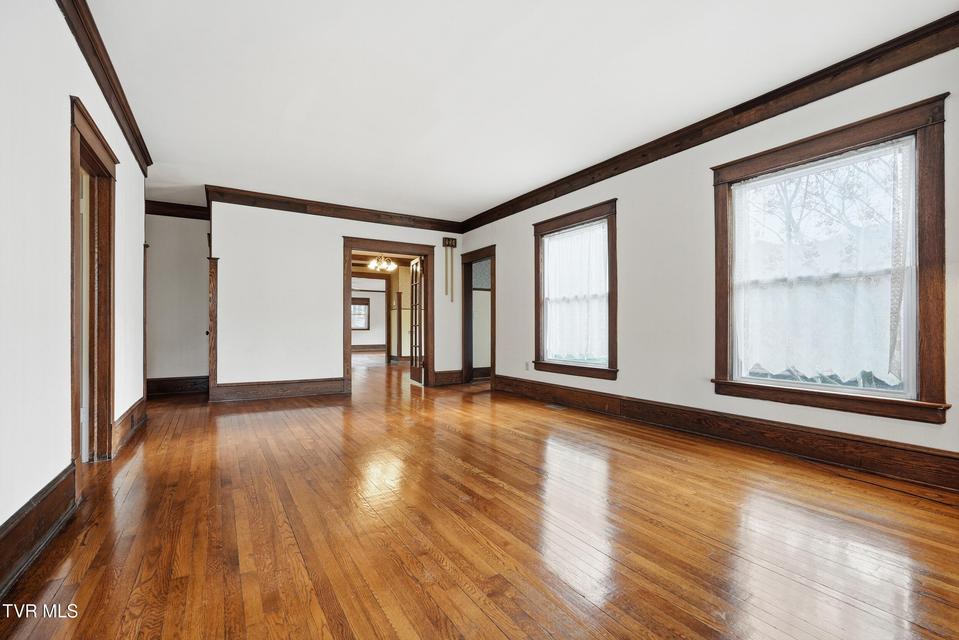 Photo #15: 113 2nd Street