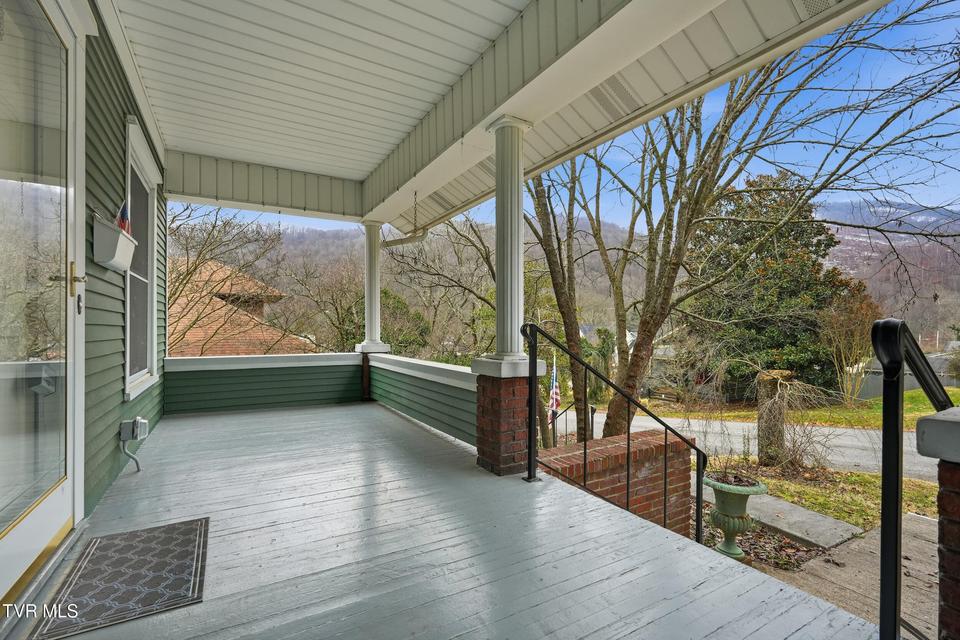 Photo #5: 113 2nd Street