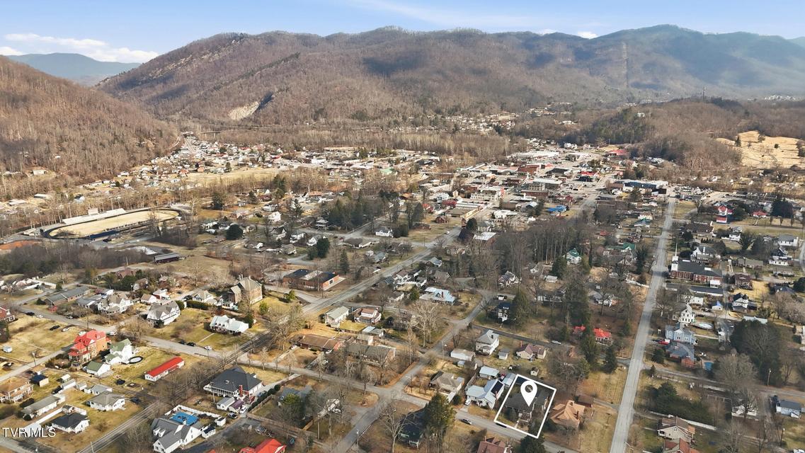 Photo #48: 113 2nd Street