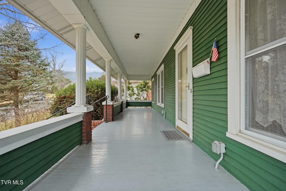 Photo #6: 113 2nd Street