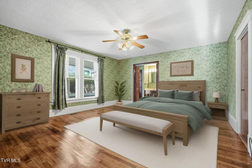 Photo #35: 113 2nd Street