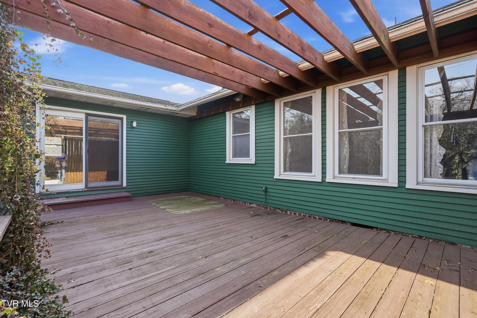 Photo #11: 113 2nd Street