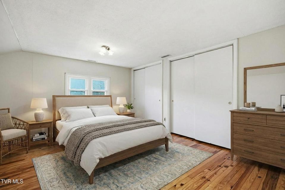 Photo #41: 113 2nd Street