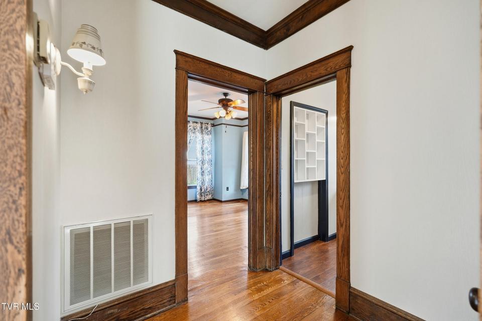 Photo #46: 113 2nd Street