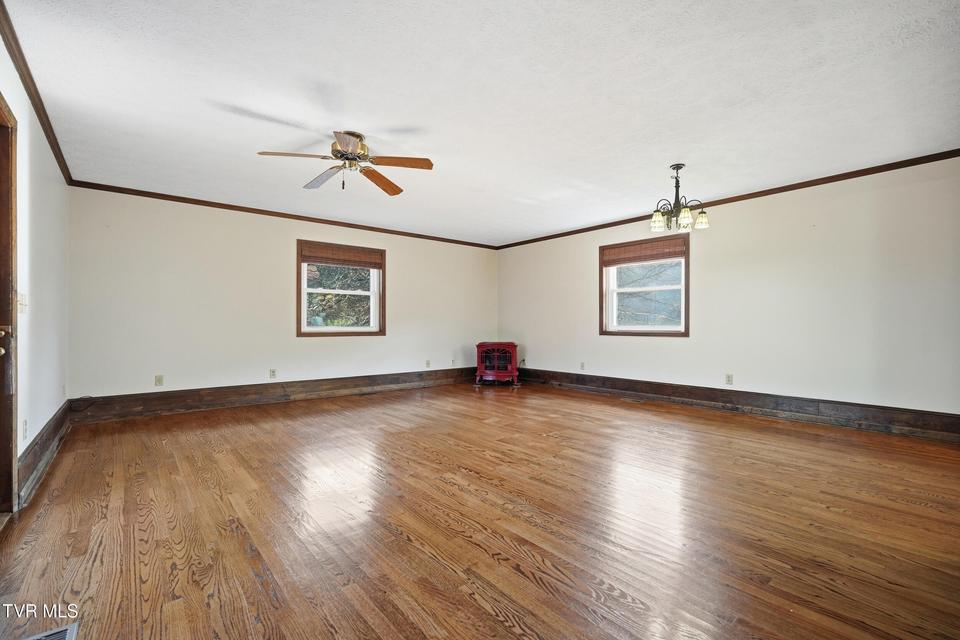 Photo #19: 113 2nd Street