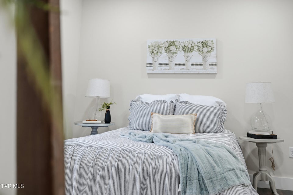 Photo #22: 2645 Anderson Street