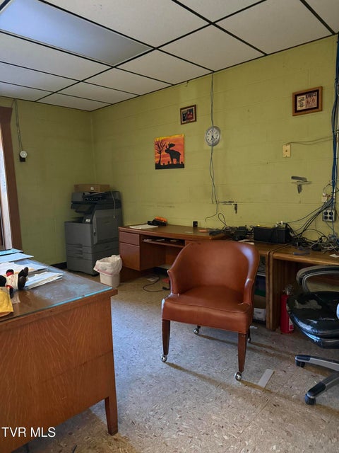 Photo #20: 1801 Lakeview Drive