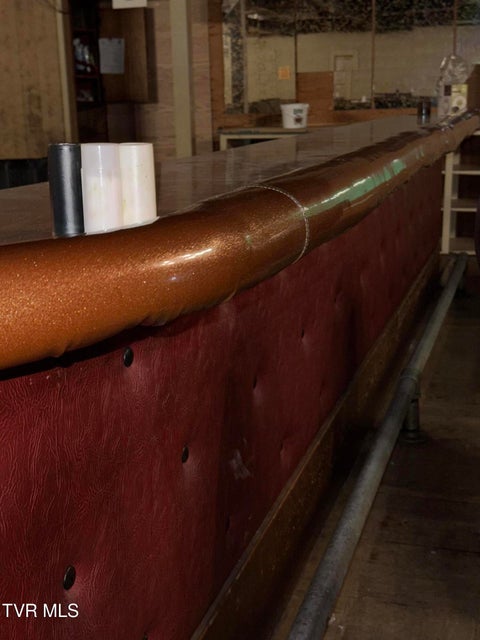 Photo #44: 1801 Lakeview Drive