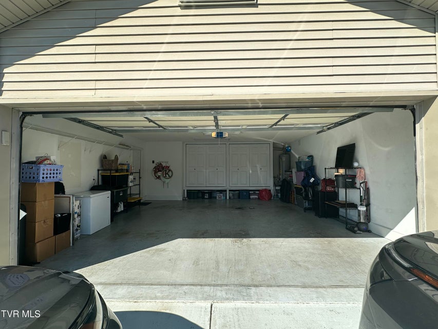 Photo #26: 333 Viking Place