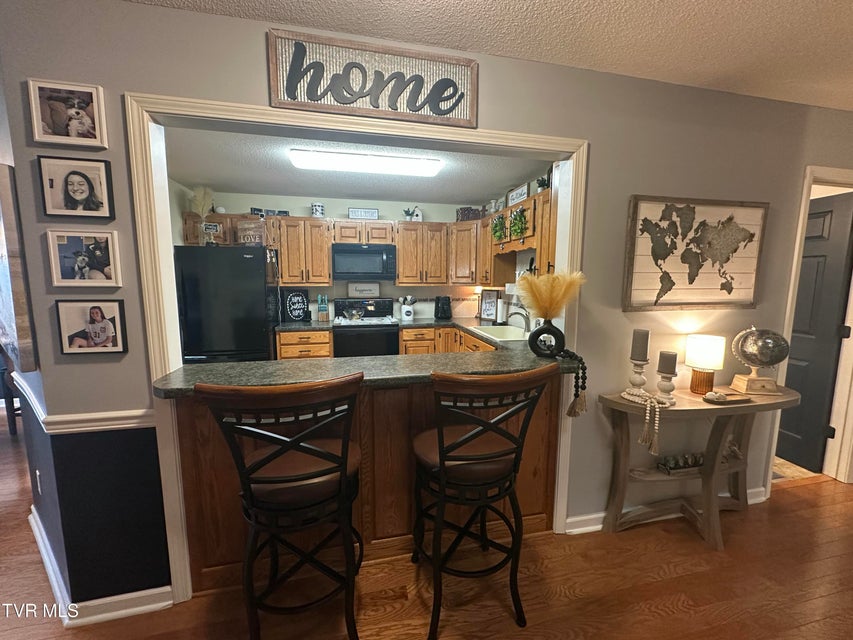 Photo #7: 333 Viking Place