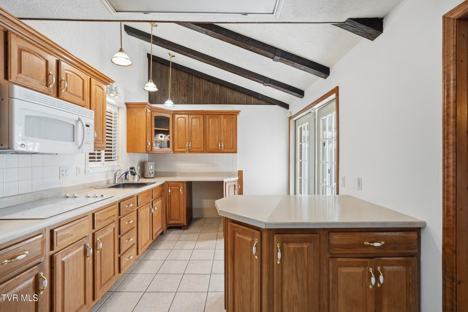 Photo #10: 629 Old Embreeville Road