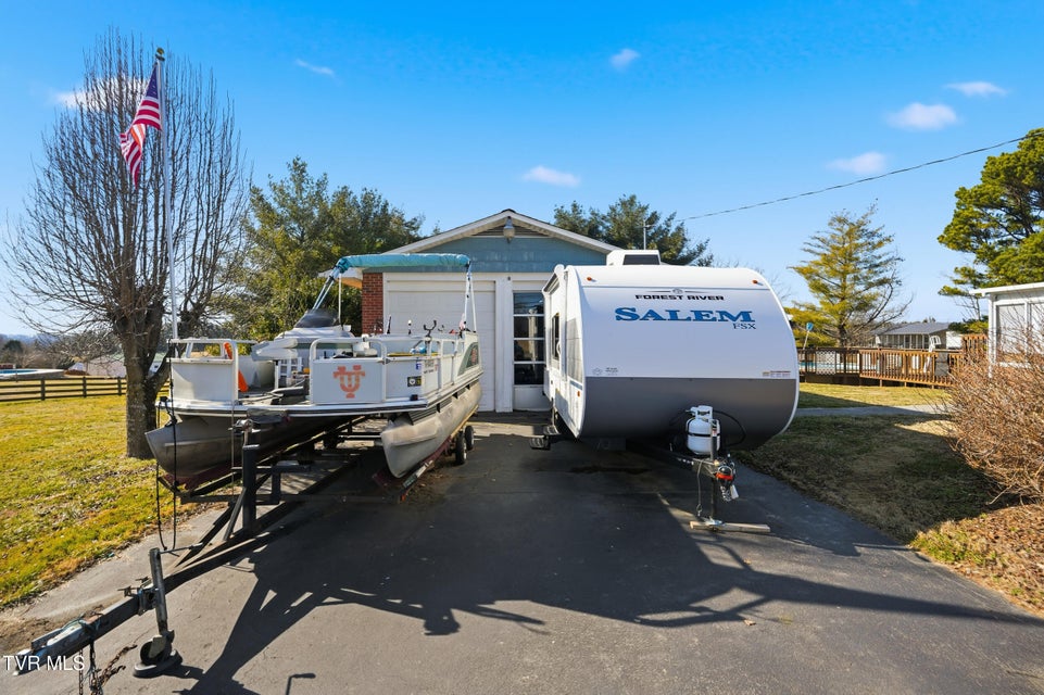 Photo #38: 629 Old Embreeville Road