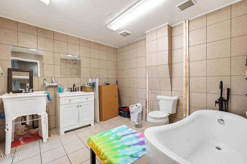 Photo #12: 427 & 431 Sullivan Street