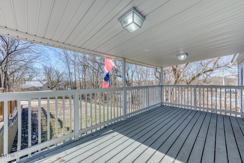 Photo #2: 411 Chestnut Street