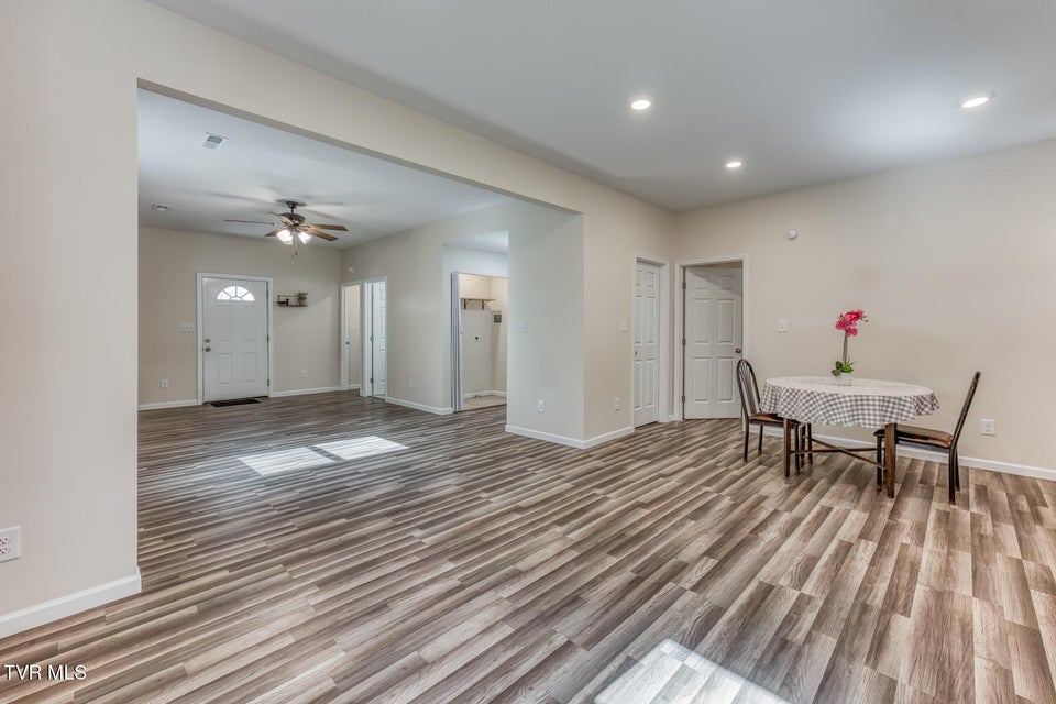 Photo #14: 411 Chestnut Street