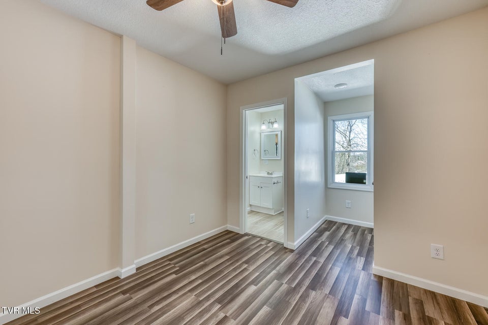 Photo #24: 411 Chestnut Street